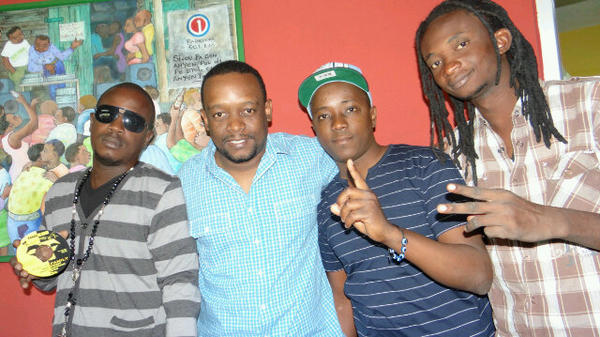 Rap In Family tweet media