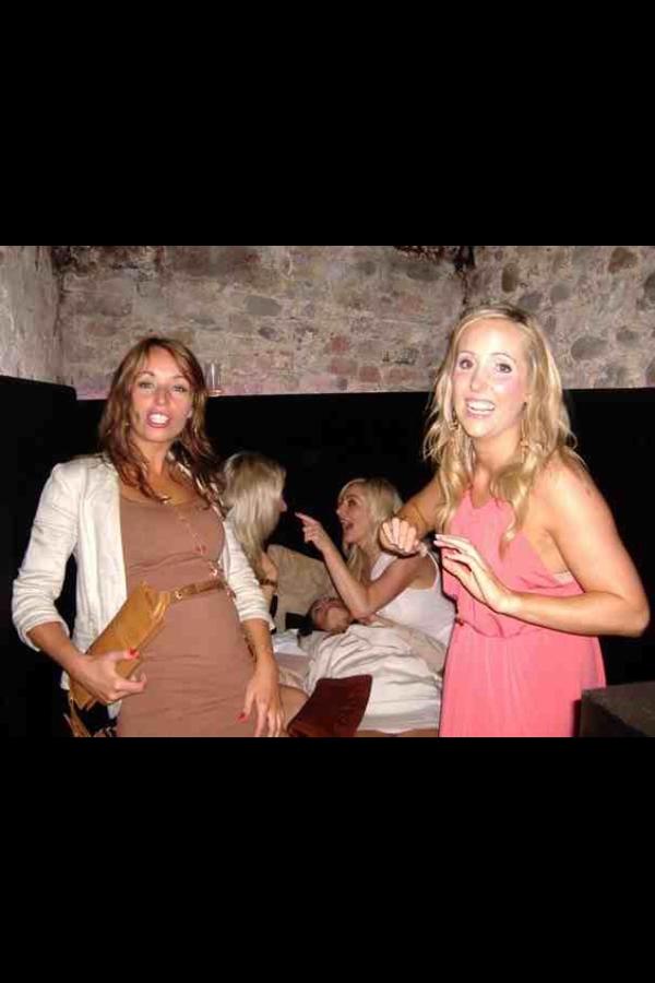 deb2sim's tweet photo. @helrpep83 @princess10flo @amy_c1978  where is wally?? http://t.co/Cu9kZL6b