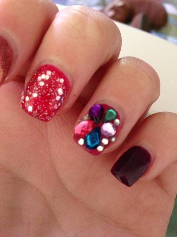 tawnimonty's tweet image. Nails 💗💅💜 #shadesofspring