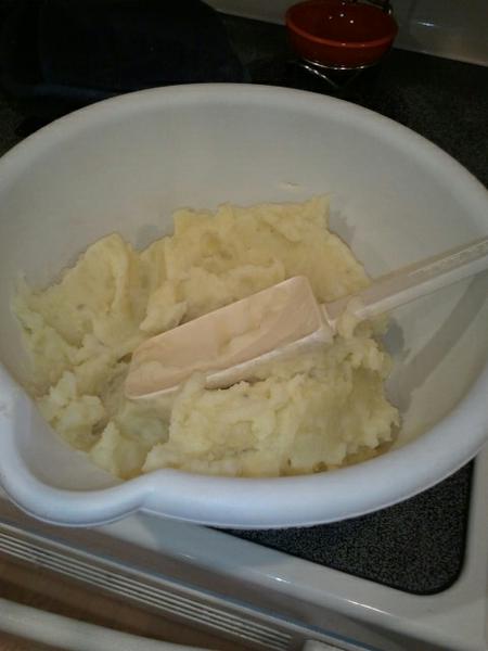 rileybinetti's tweet image. Creamy garlic mashed potatos
#suscess