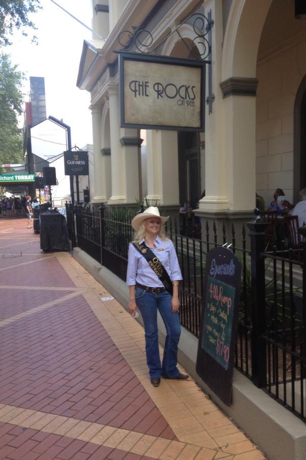 Having another wonderful meal at #TherocksonPeel thank you for all your support for <a href="/Radio2TM/">2TM Tamworth Radio</a> and <a href="/fm929/">929fm Tamworth</a>