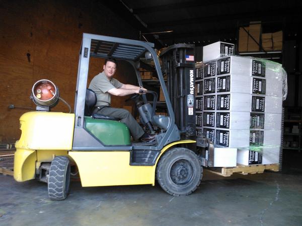 ComponentMfg1's tweet photo. TyTipton - getting the job done!! http://t.co/4Mfl2l13