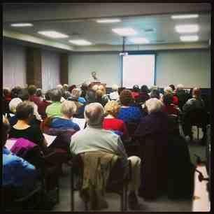 AHS_SouthZone's tweet image. Great turnout so far for today&apos;s #appletalks community info session on Alzheimer&apos;s/dementia treatments. #yql