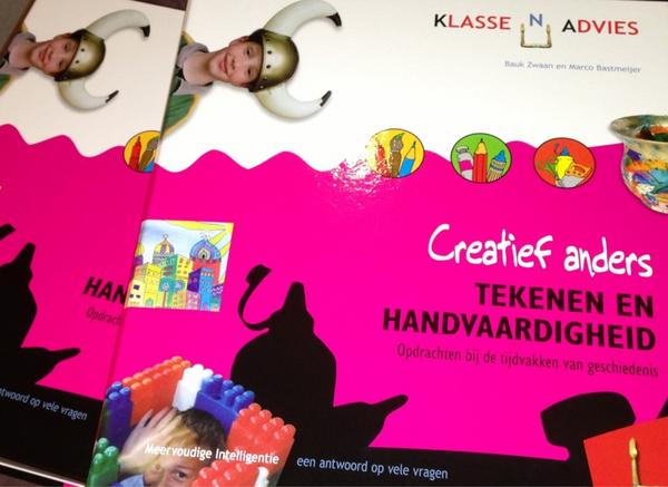 Op de NOT 2 mappen Creatief Anders aangeschaft! 's avonds al thuisbezorgd door MB-pakketbezorging uit Lochem; Service!