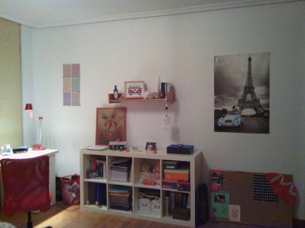 mminpicasso's tweet photo. @DianisBuendi a ver si notas algo familiar en la decoración http://t.co/0j7x7vyn