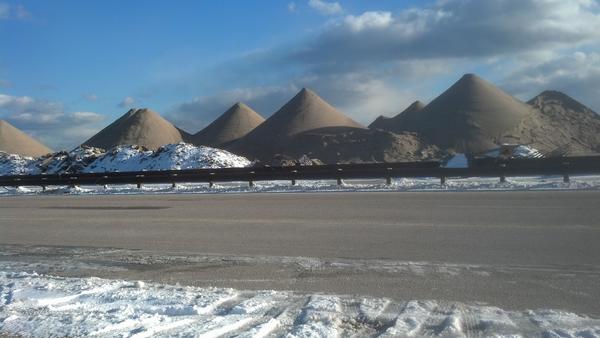 MrTonyGugliotta's tweet photo. Crazy pyramid-looking dunes along Misquamicut Beach. http://t.co/ONFrRbjB