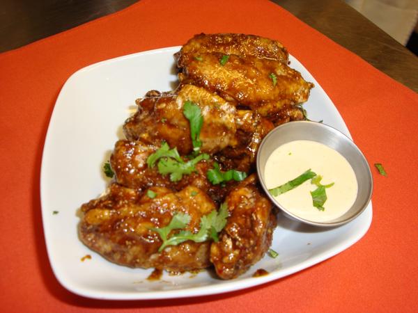TheNeverBlue's tweet image. Stop by tonight for some great wings!  #hvl