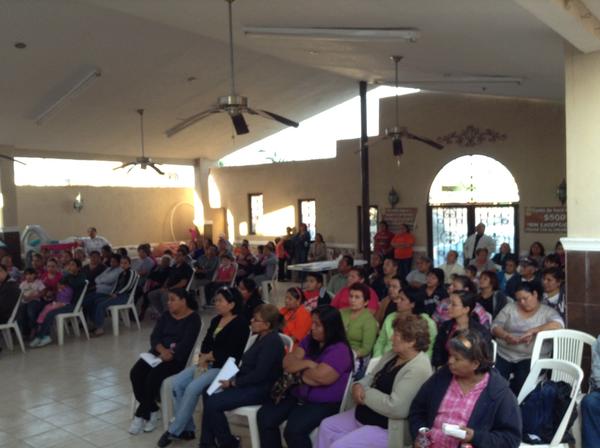 MT_Reynosa's tweet photo. Reunion con Operadores Politico Social de Base Region 6. http://t.co/SLDZraEP
