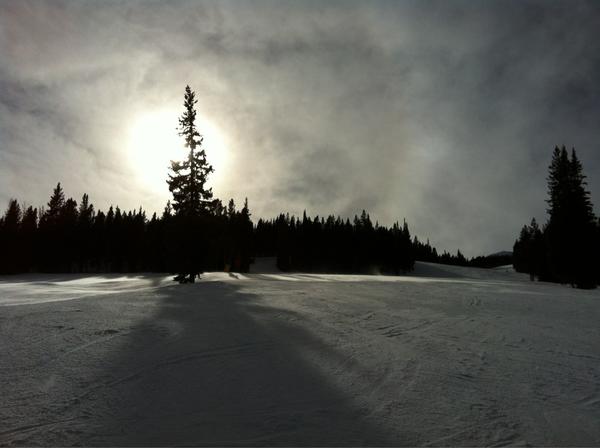 Gorgeous! RT <a href="/majorwhiskers/">Major Whiskers</a>: Last run of the day <a href="/breckenridgemtn/">Breckenridge Resort</a> #perfectlight