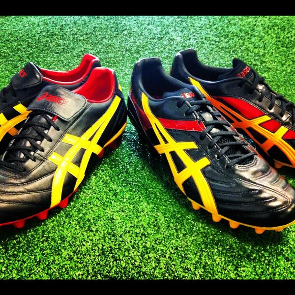 About to send out some boots to artist <a href="/d_dunn1/">Daren Dunn</a> to work his magic for the #NRLAllStars game! <a href="/greg_inglis/">Greg Inglis</a> #JT