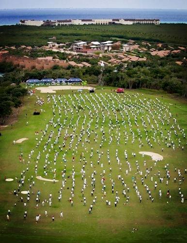 Honoring the two-year anniversary of @MayakobaGolf setting the Guinness World Record for Largest Golf Lesson! #WLGL