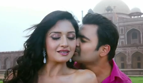 Start your day with this melodious song Marjawa..!
youtu.be/iI2V-PPKhVo