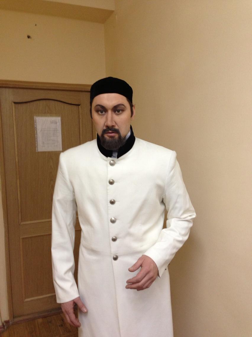 Азамат Сатыбалды on Twitter: "Спектакль "Абай",,, играем сегодня. http ...