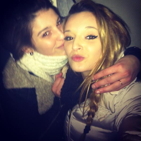 Annah_BL's tweet photo. Un Amour Dans Ma Vie. #LaFemme <3 http://t.co/ZIvysJBI