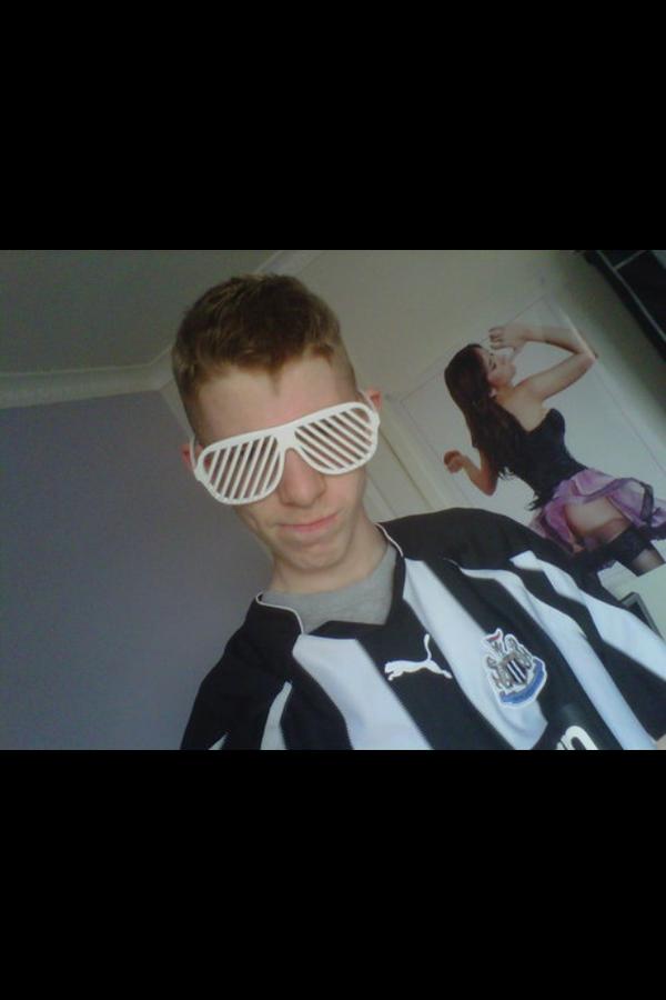 <a href="/CHARL_MINAJ/">charlotte</a> @ProfilePicPrick    @adziinufc <~