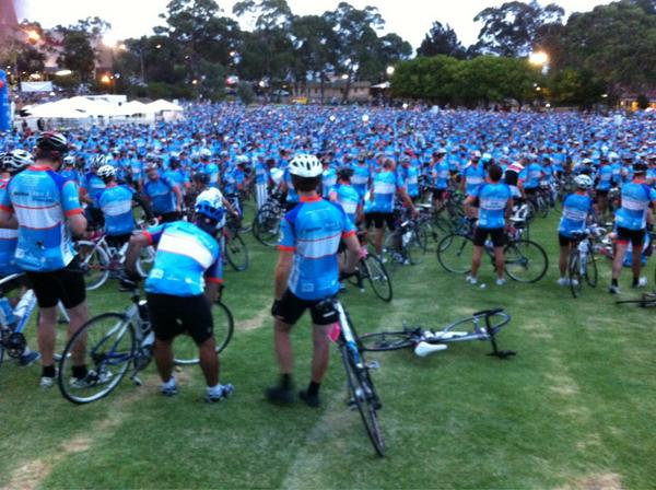 kellynoble's tweet photo. “@891adelaide: 4.5K cyclist ready to leave from Modbury. #tdu #adelaide @KevCorduroy http://t.co/YZG9pQab” Which one r u @SteveTestar?