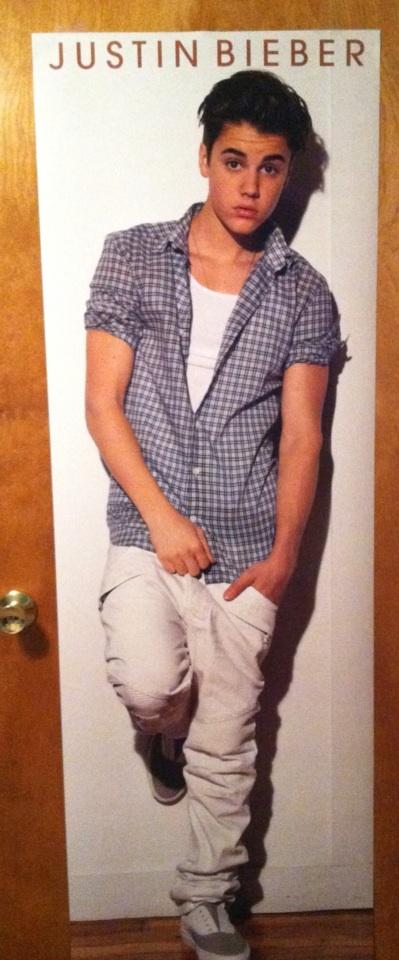 jesshutch99's tweet image. I'm sooo happy right now!!!! #justin #doorposter