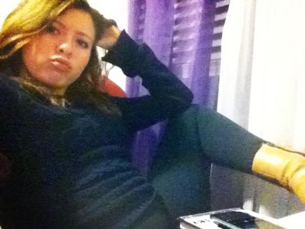 natuuhhliee's tweet image. I always get yelled at for not sitting like a "lady." But clearly idgaf. I will sit however the fuck I want. #kaycool