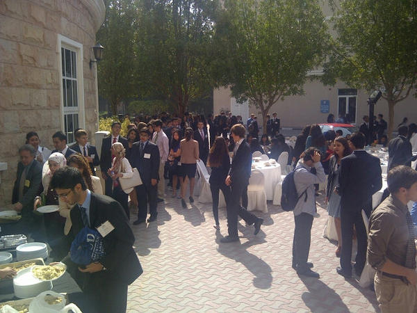AUDModelUN's tweet image. The lunch line. #HMCD