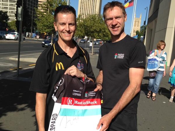 ConnectSport_'s tweet photo. Thanks @thejensie for kindly donating your signed kit for the 2013 SA Ride for Sick Kids! Enjoy the rest of the #TDU http://t.co/bYe9RtBP