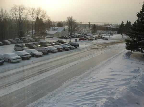 Notorious__Bri's tweet image. Here Western this is what our typical walk to class looks like. #wow #NCproblems