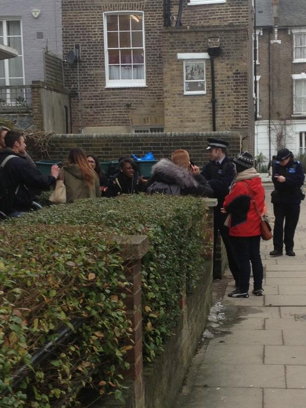 laurenainley's tweet photo. Crime scene @TessaSwanton @EllaSophia_ @MalBerbatovci @Sam_JF94 #freemydons http://t.co/8ws4JqHl