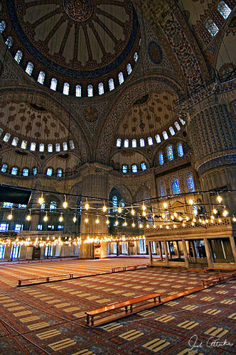 LaVirtualTours's tweet photo. this week we at @lavirtualtours are in #Turkey #Istanbul #SultanAhmetMosque #HagiaSogia #morningrunsBosphorus #borek http://t.co/TVJ8kTtr