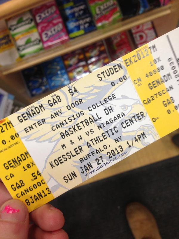 haley_harris1's tweet image. gold all in my niagara game ticket #commutersolutions