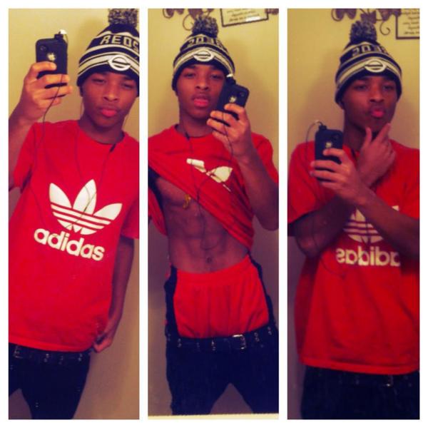 Mar_2Sexy_Moss's tweet image. Ohh yeah &amp;amp;&amp;amp; this was me yesterday!! I was poppin #TeamBi #TeamSexy #Addias