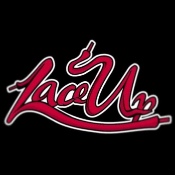 NatalieIzLegit's tweet photo. Lace Up! #MachineGunKelly #laceup #t-shirt http://t.co/0vGngBne
