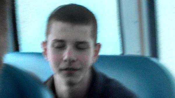 two2direction's tweet image. Cord looks so so ugly no wonder why he single #gotheeem