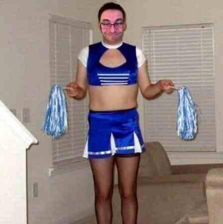 stevephillips78's tweet image. @chessy71 audition to be the clubs cheerleader didn't go well his pompoms weren't big enough story if his life #sideon