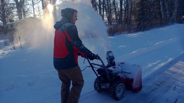 Snowblowin!!! #coltsabum
