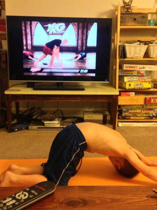 For fun @Glock_Star's 5 year old does @DDPYoga. #GreatForAllAges