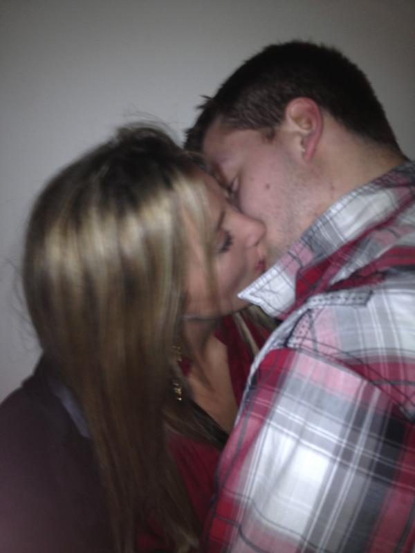 CycloneMakeouts tweet picture