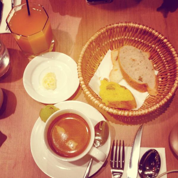 bao_bread tweet picture