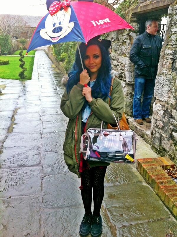 LittleMix's tweet photo. On my way to the venue yesterday :D xxJadexx #DNATOUR http://t.co/AIxgssZz