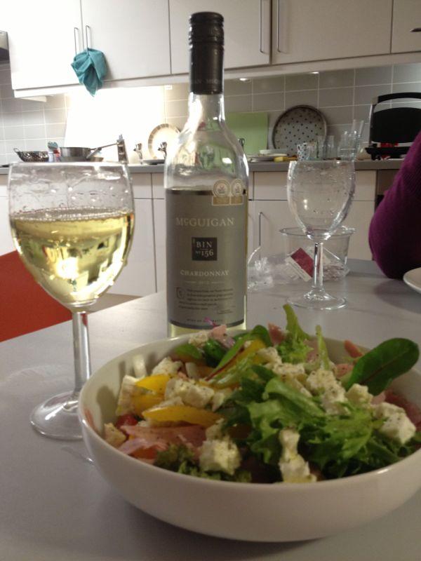 SPwhite_'s tweet image. Really not living the #studentlyf thankgod for #m&amp;amp;s @Sarah__Gill