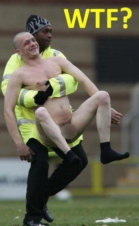 RTEMews's tweet photo. I just spotted @nidgeofficial from #lovehate 

This has to be retweeted :-) http://t.co/mTXhQawG