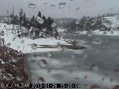 floodwarn's tweet photo. Rain on snow today at Black Canyon Dam near Heber, Arizona http://t.co/4sZ0OzkM