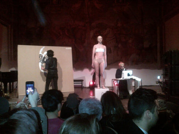 Robertaina's tweet image. #WOMADE #5 artisti in scena