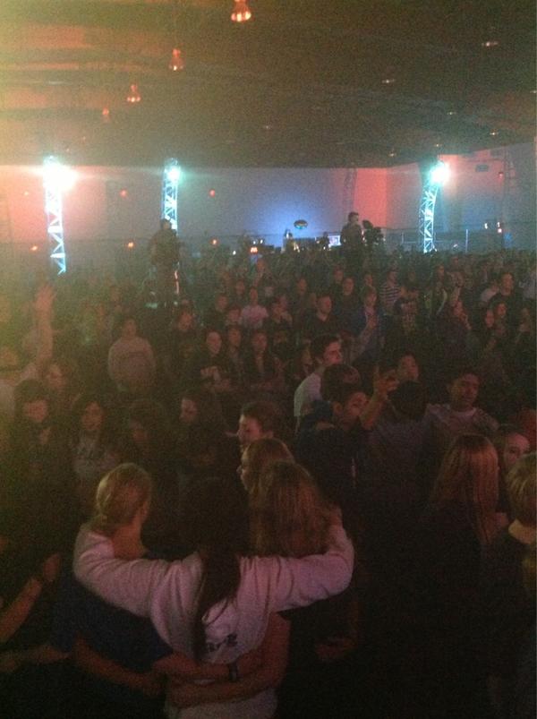 MattPostma's tweet photo. A most beautiful response to tonight's session. #blast13 http://t.co/sqdFIIdm