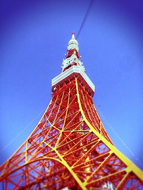fujikuson's tweet photo. 東京タワー到着！ http://t.co/VyxkGLK0