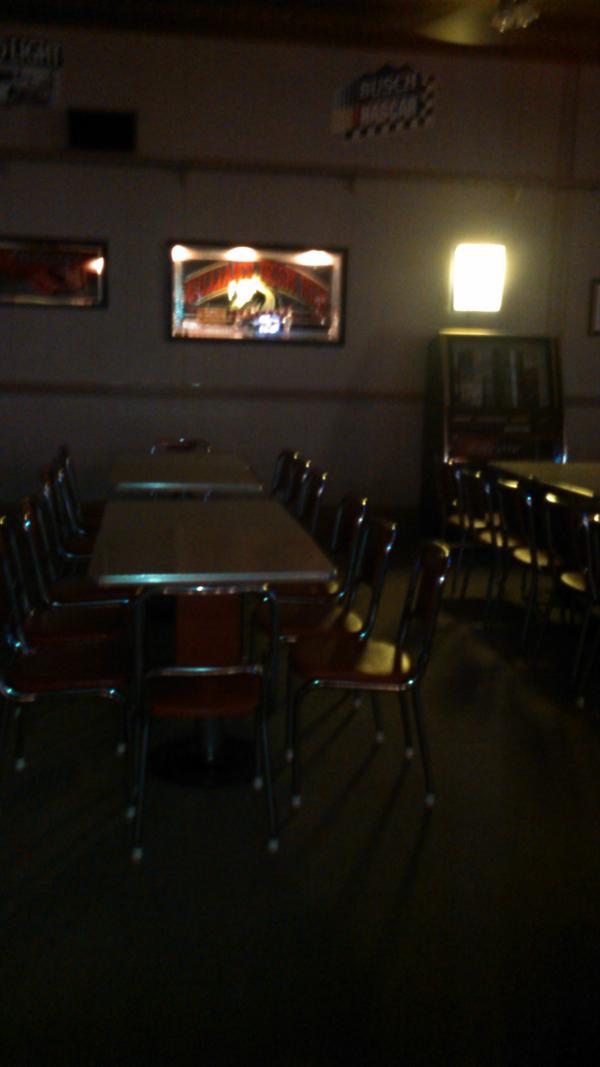 roykesslers's tweet image. @teamkesslers this should be a strip club #perfectlayout #beerbellybobs