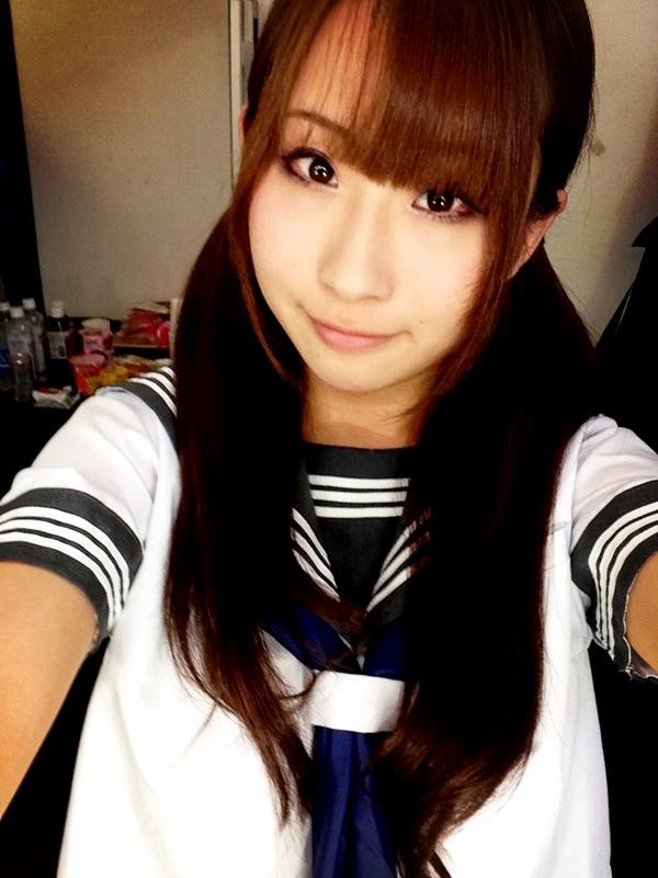 美咲結衣　制服 