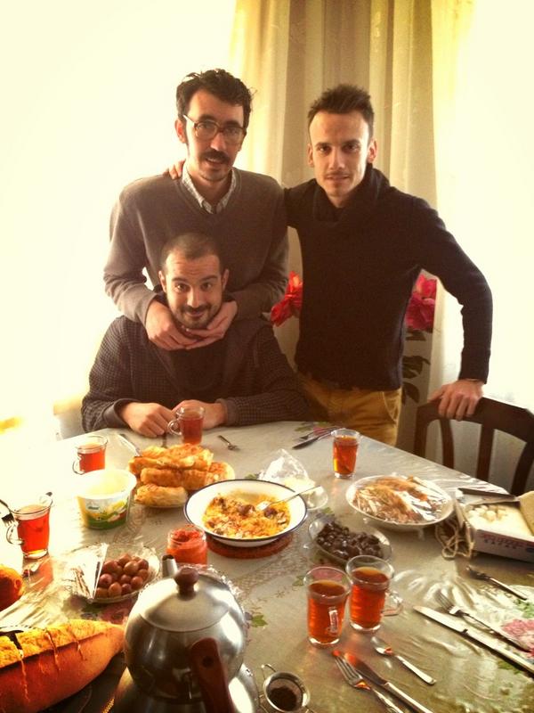 Çekimden önce kahvaltı yapmak en büyük keyfimiz <a href="/samihazinses/">samihazinses</a> <a href="/gurkangurel/">Gurkan Gurel</a> @JoKaTo