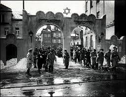 mlbionda's tweet photo. #giornatadellamemoria http://t.co/eXeUhoQk
