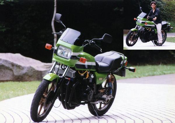 タッカー 10数年前に乗っていたｚ１０００ｒ１ ローソンレプリカ 通称 カメレオン松岡仕様 当時 フルレストアして納車半年待ち 値段もかなりしたが 今買ったらどんぐらいすんのだろう Http T Co Hqrae3am