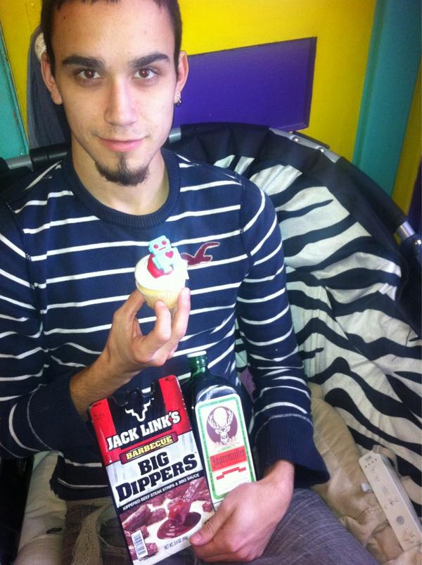 britneyHEISE's tweet image. @jordngodin Only having the breakfast of champions. #jagermeister #robotcupcakes #jerky #eww