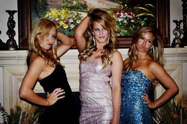 caitlin_saenz's tweet image. #modelsforlife @cwilly83  @chuckles107 💁